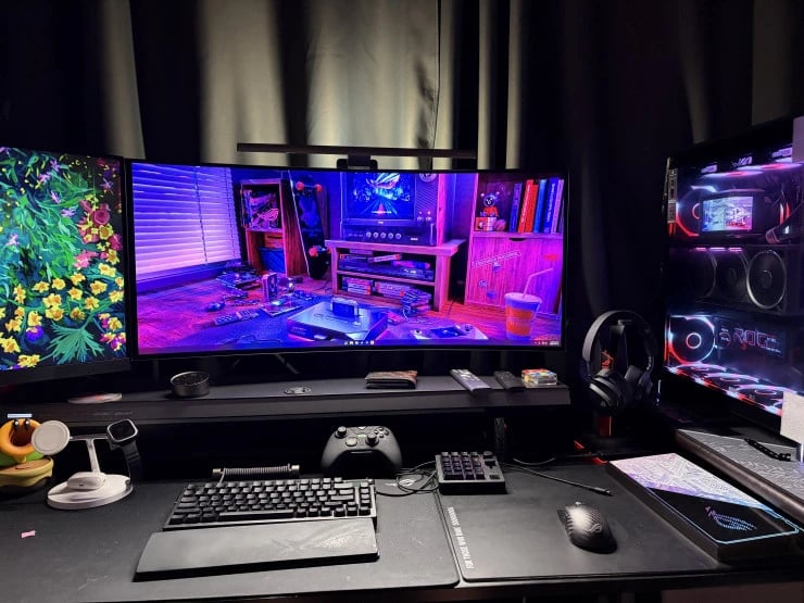 [SETUP ARCHIVE] ROG로 완성한 게이밍 스테이션: 호이스님의 데스크 사진 1
